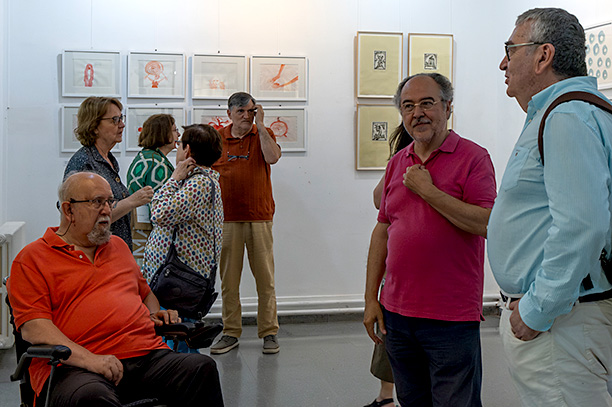 Inauguració de l'exposició «Papers de Versàlia, 20 anys de poesia» al Casal Pere Quart de Sabadell.