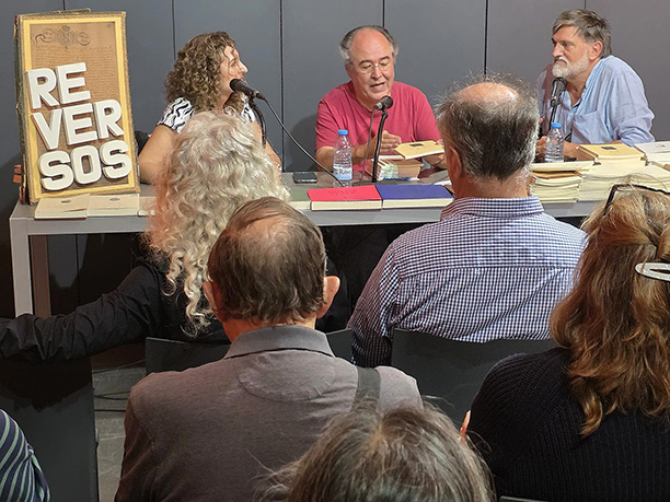 'Papers de Versàlia', 25 anys de poesia, acte amb el Grup poètic REVERSOS.